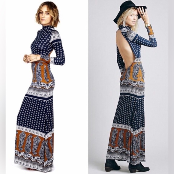 Novella Royale Dresses & Skirts - Novella Royale Boho Paisley Print Open Back Maxi Dress – Size M